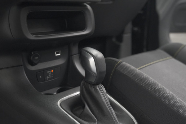 Citroën C3 PureTech 110 EAT6 Shine | Apple Carplay | Parkeersensoren | Climate Control | 16 Inch Lichtmetalen Velgen