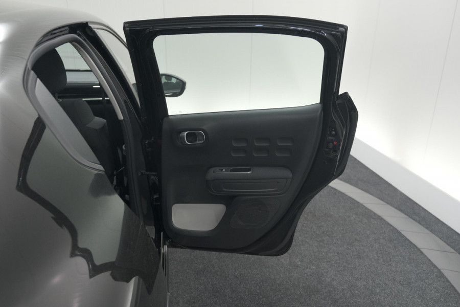 Citroën C3 PureTech 110 EAT6 Shine | Apple Carplay | Parkeersensoren | Climate Control | 16 Inch Lichtmetalen Velgen