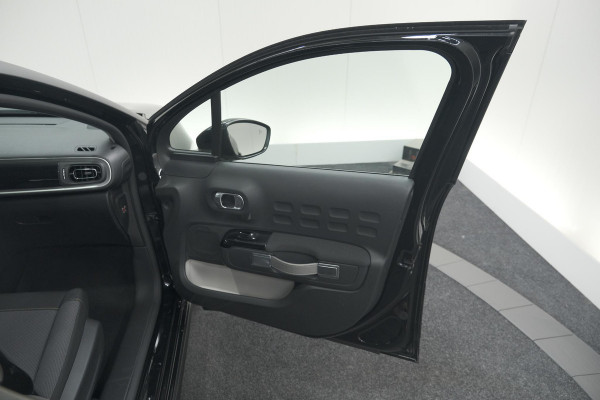 Citroën C3 PureTech 110 EAT6 Shine | Apple Carplay | Parkeersensoren | Climate Control | 16 Inch Lichtmetalen Velgen