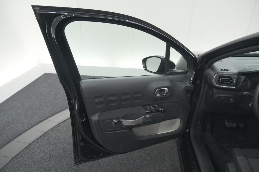 Citroën C3 PureTech 110 EAT6 Shine | Apple Carplay | Parkeersensoren | Climate Control | 16 Inch Lichtmetalen Velgen