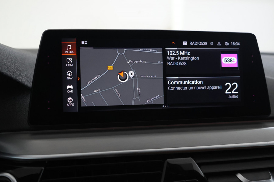BMW 5 Serie Touring 520d Executive Edition M-sport, Sportstoelen, Leer, Navigatie