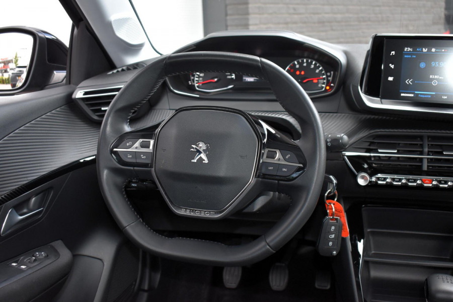 Peugeot 208 1.2 PureTech 100PK Active | PDC | Carplay | Cruise | Incl. garantie