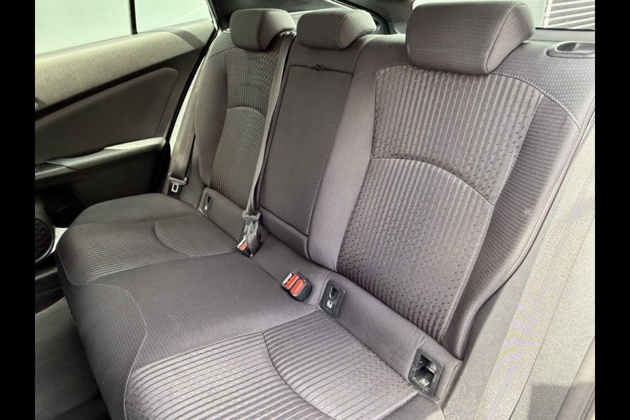 Toyota Prius BWJ 2017 | 1.8 98 PK Dynamic AUTOMAAT | CLIMA | CAMERA | CRUISE | NAVI | PDC |