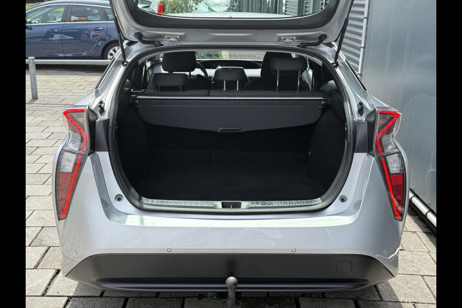 Toyota Prius BWJ 2017 | 1.8 98 PK Dynamic AUTOMAAT | CLIMA | CAMERA | CRUISE | NAVI | PDC |