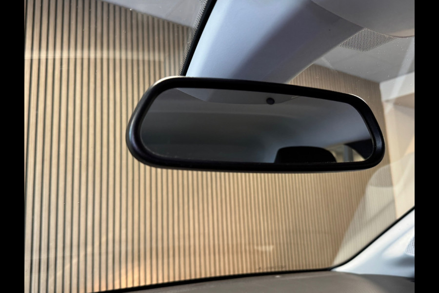 Opel Corsa 1.2 Edition AIRCO CRUISE NAVIGATIE APPLE CARPLAY START/STOP LANE ASSIST PDC AUX USB