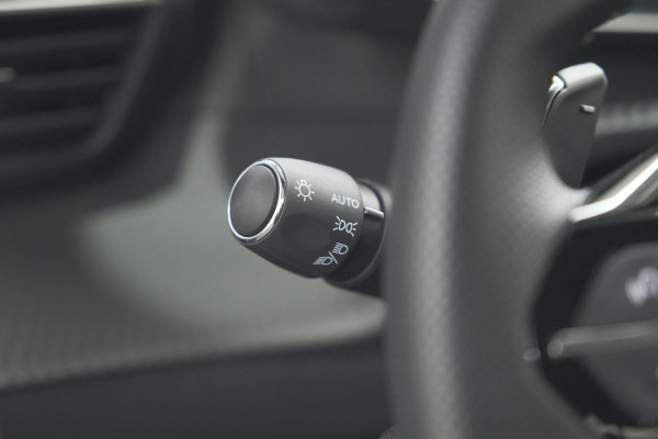 Peugeot 2008 PureTech 130 EAT8 GT | 360 Camera | Adaptieve Cruise Control | Stoelmassage | Apple Carplay