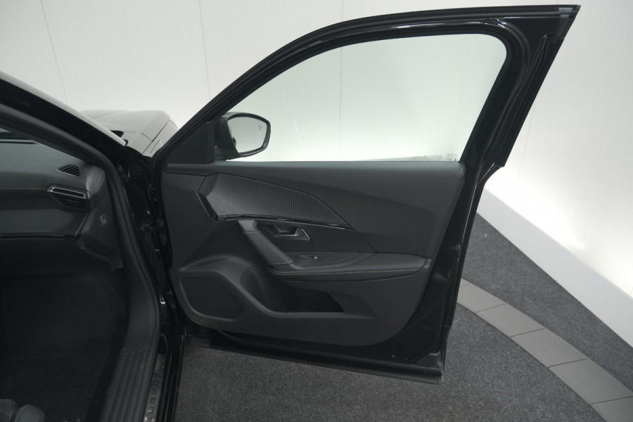 Peugeot 2008 PureTech 130 EAT8 GT | 360 Camera | Adaptieve Cruise Control | Stoelmassage | Apple Carplay
