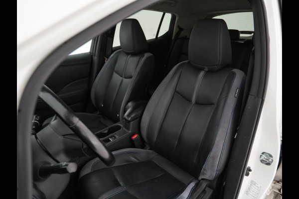 Nissan Leaf Tekna 40 kWh (INCL-BTW) Aut. *LUXURY-LEATHER | FULL-LED | BOSE-SURROUND | DIGI-COCKPIT | ADAPTIVE-CRUISE | TOPVIEW | KEYLESS | NAVI-FULLMAP | BLINDSPOT | DAB+ | PDC | HEATED-COMFORTSEATS | PRIVACY-GLASS |