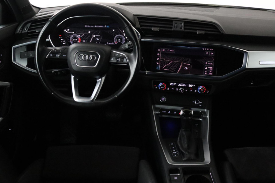 Audi Q3 35 TFSI S Line Pro (PANORAMADAK, VIRTUAL, 360 CAMERA, ADAPTIVE CRUISE, PDC, NAVI, STOELV, B&O GELUID, SFEERVERLICHTING)