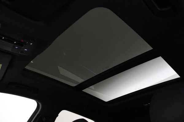 Audi Q3 35 TFSI S Line Pro (PANORAMADAK, VIRTUAL, 360 CAMERA, ADAPTIVE CRUISE, PDC, NAVI, STOELV, B&O GELUID, SFEERVERLICHTING)
