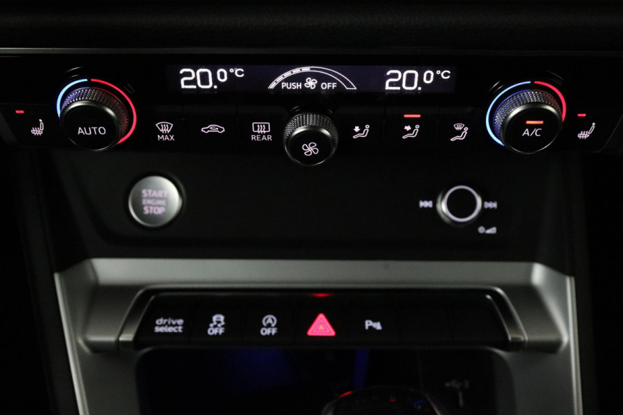 Audi Q3 35 TFSI S Line Pro (PANORAMADAK, VIRTUAL, 360 CAMERA, ADAPTIVE CRUISE, PDC, NAVI, STOELV, B&O GELUID, SFEERVERLICHTING)
