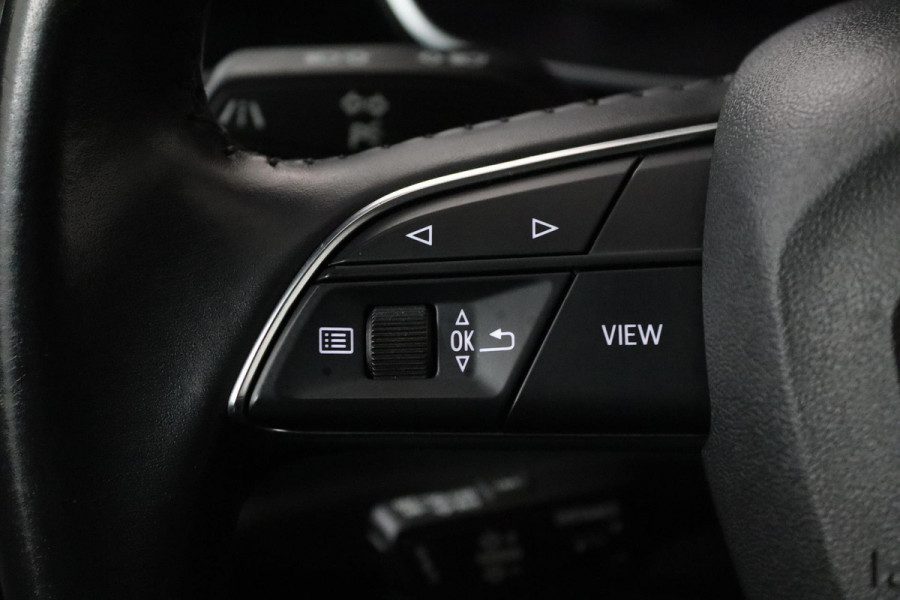 Audi Q3 35 TFSI S Line Pro (PANORAMADAK, VIRTUAL, 360 CAMERA, ADAPTIVE CRUISE, PDC, NAVI, STOELV, B&O GELUID, SFEERVERLICHTING)