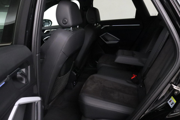Audi Q3 35 TFSI S Line Pro (PANORAMADAK, VIRTUAL, 360 CAMERA, ADAPTIVE CRUISE, PDC, NAVI, STOELV, B&O GELUID, SFEERVERLICHTING)