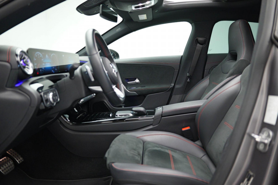 Mercedes-Benz CLA-Klasse Shooting Brake 250 e AMG Line |Pano|AMG|Ambient|Camera|