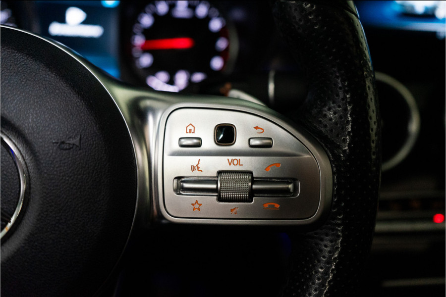 Mercedes-Benz C-Klasse 300 Premium Plus AMG 259PK | Pano | Burmester | Sfeer | Dodehoek | Carplay