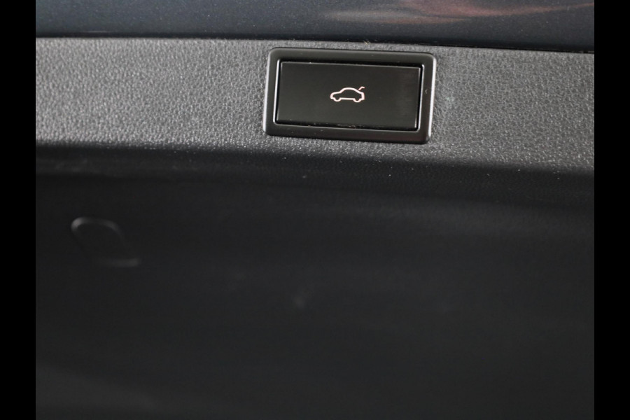 Škoda Octavia Combi 1.4 TSI iV PHEV Style 204 pk Automaat (DSG) | Navigatie | Parkeersensoren (Park assist) | Achteruitrijcamera | Adaptieve cruise control | Autom. airco (3 zones) | Stoelverwarming v/a |