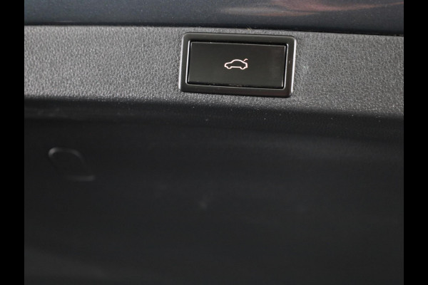 Škoda Octavia Combi 1.4 TSI iV PHEV Style 204 pk Automaat (DSG) | Navigatie | Parkeersensoren (Park assist) | Achteruitrijcamera | Adaptieve cruise control | Autom. airco (3 zones) | Stoelverwarming v/a |