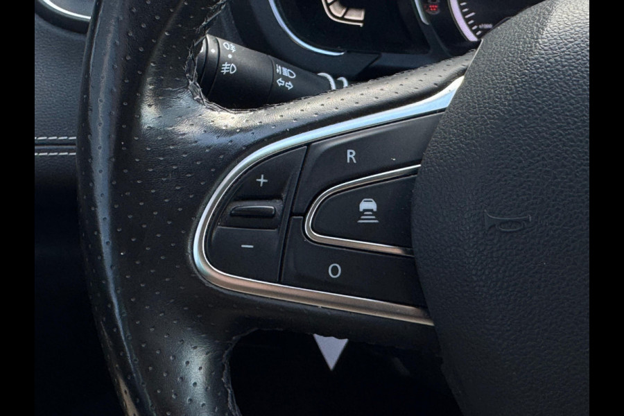 Renault Grand Scénic 1.3 TCe 160 EDC Initiale Paris 7p. 7P| BOSE | HUD | ACC| TREKHAAK