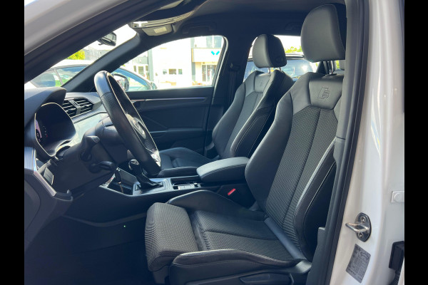 Audi Q3 35 TFSI S Line Pro Line S-LINE | TREKHAAK | 1/2 LEDER