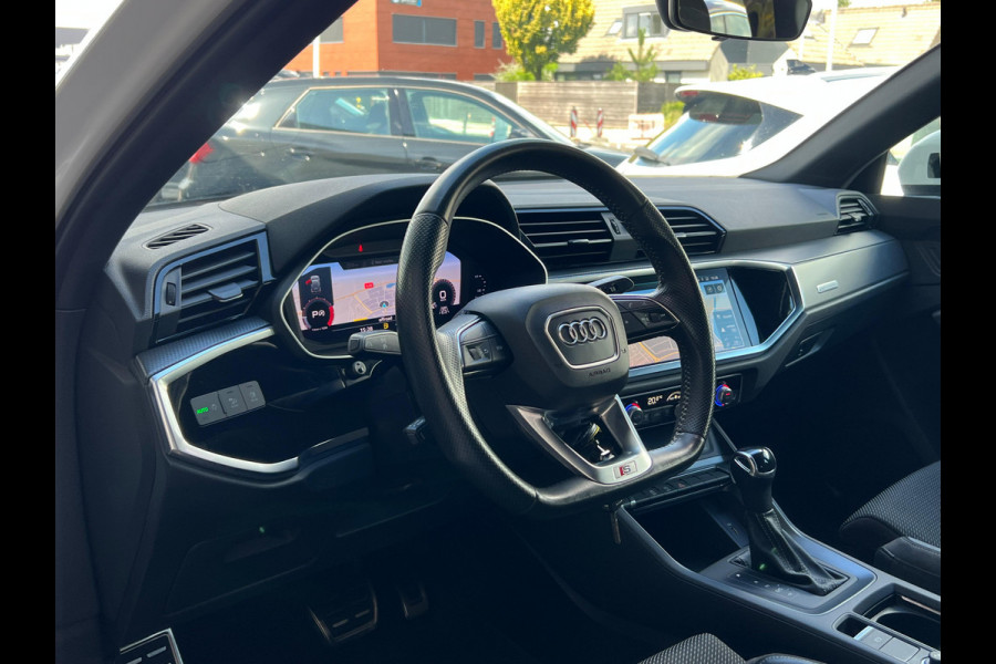 Audi Q3 35 TFSI S Line Pro Line S-LINE | TREKHAAK | 1/2 LEDER