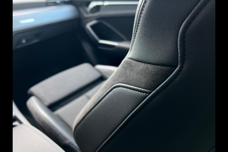 Audi Q3 35 TFSI S Line Pro Line S-LINE | TREKHAAK | 1/2 LEDER