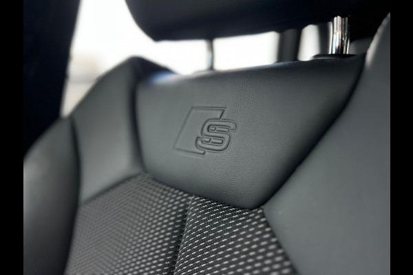 Audi Q3 35 TFSI S Line Pro Line S-LINE | TREKHAAK | 1/2 LEDER