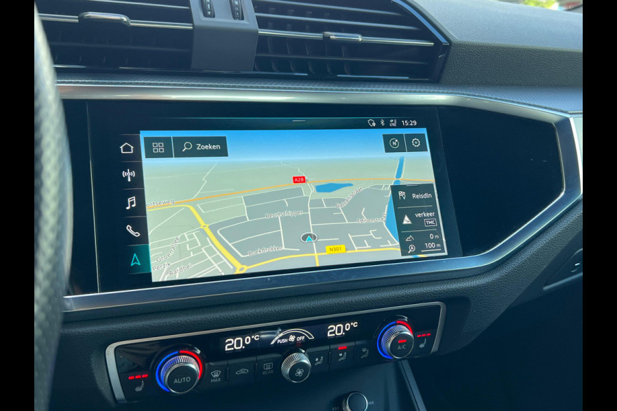 Audi Q3 35 TFSI S Line Pro Line S-LINE | TREKHAAK | 1/2 LEDER