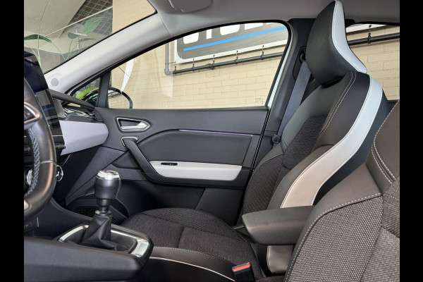 Renault Captur 1.3 TCe 130pk | Intens | Groot navi | 18 inch | Blindspot | Camera | PDC V+A | Cruise Control | 100% onderhouden!