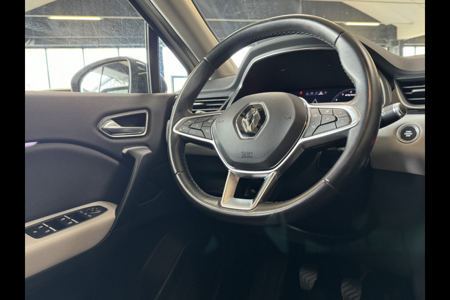 Renault Captur 1.3 TCe 130pk | Intens | Groot navi | 18 inch | Blindspot | Camera | PDC V+A | Cruise Control | 100% onderhouden!