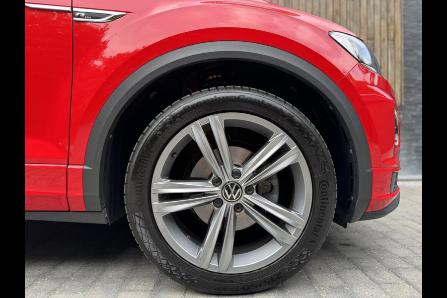 Volkswagen T-Roc 1.5 TSI R-line Automaat | Stoelverwarming | Achteruitrijcamera | Climate control adaptief | Climate control | Keyless entry&star