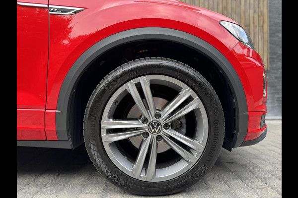 Volkswagen T-Roc 1.5 TSI R-line Automaat | Stoelverwarming | Achteruitrijcamera | Climate control adaptief | Climate control | Keyless entry&star