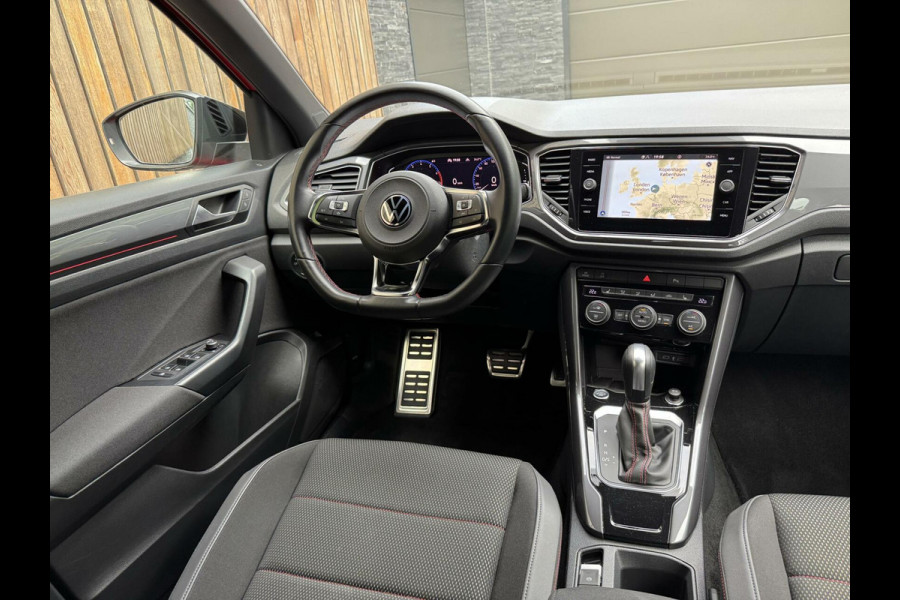 Volkswagen T-Roc 1.5 TSI R-line Automaat | Stoelverwarming | Achteruitrijcamera | Climate control adaptief | Climate control | Keyless entry&star