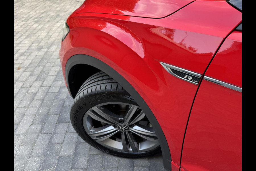 Volkswagen T-Roc 1.5 TSI R-line Automaat | Stoelverwarming | Achteruitrijcamera | Climate control adaptief | Climate control | Keyless entry&star