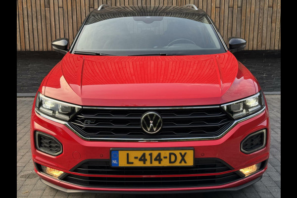 Volkswagen T-Roc 1.5 TSI R-line Automaat | Stoelverwarming | Achteruitrijcamera | Climate control adaptief | Climate control | Keyless entry&star