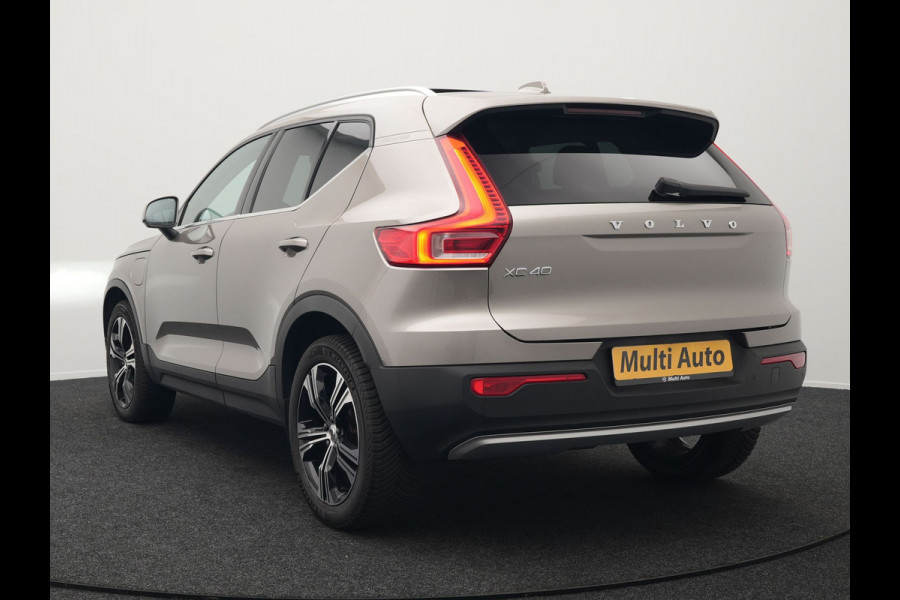 Volvo XC40 T4 Recharge Inscription Plug In Hybrid 211pk PHEV | Panodak | Adaptive Cruise | Pilot Assist | Harman Kardon | Lederen Sportstoelen Verwarmd | Apple Carplay | Camera | Virtual | DAB |