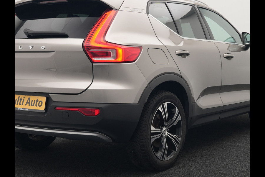 Volvo XC40 T4 Recharge Inscription Plug In Hybrid 211pk PHEV | Panodak | Adaptive Cruise | Pilot Assist | Harman Kardon | Lederen Sportstoelen Verwarmd | Apple Carplay | Camera | Virtual | DAB |