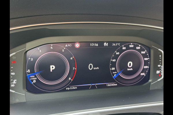 Volkswagen Tiguan Allspace 1.5 TSI R-line Automaat | R-stuur | Navigatiesysteem | Climate control | Cruise control adaptief | R-bekleding | Parkeersensoren