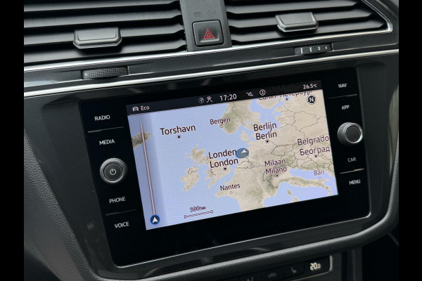 Volkswagen Tiguan Allspace 1.5 TSI R-line Automaat | R-stuur | Navigatiesysteem | Climate control | Cruise control adaptief | R-bekleding | Parkeersensoren