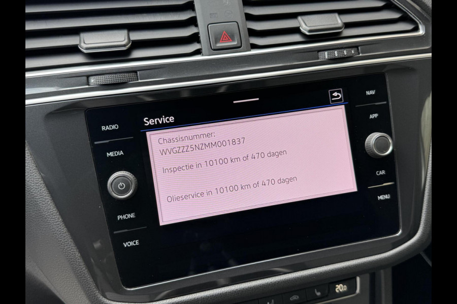 Volkswagen Tiguan Allspace 1.5 TSI R-line Automaat | R-stuur | Navigatiesysteem | Climate control | Cruise control adaptief | R-bekleding | Parkeersensoren