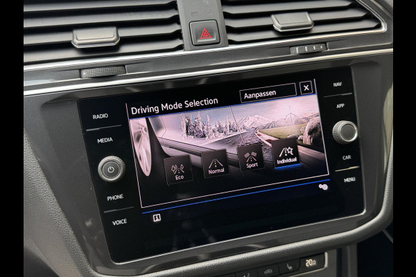 Volkswagen Tiguan Allspace 1.5 TSI R-line Automaat | R-stuur | Navigatiesysteem | Climate control | Cruise control adaptief | R-bekleding | Parkeersensoren