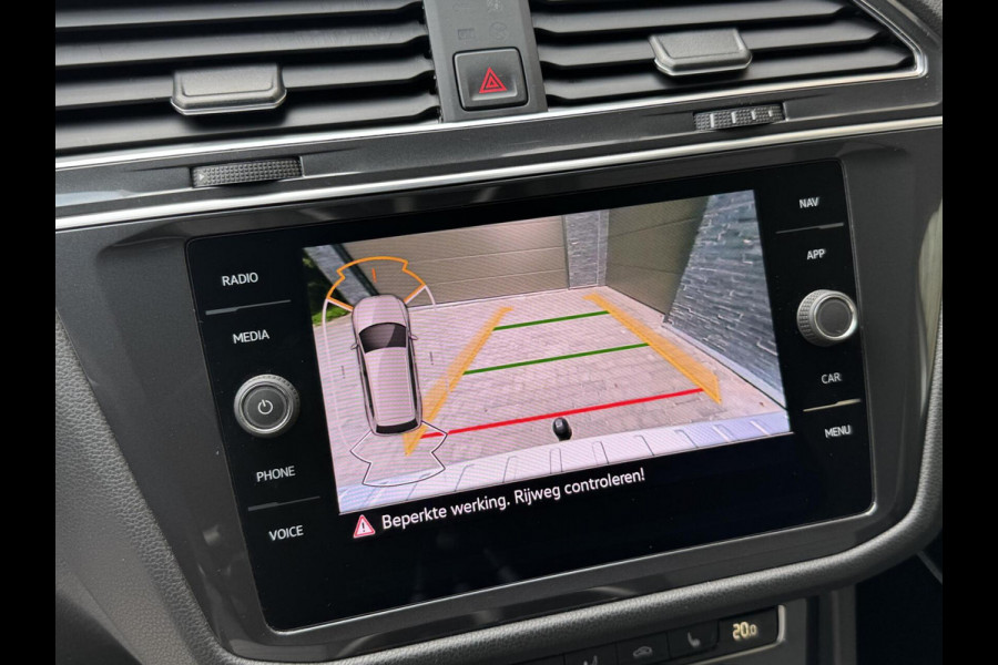 Volkswagen Tiguan Allspace 1.5 TSI R-line Automaat | R-stuur | Navigatiesysteem | Climate control | Cruise control adaptief | R-bekleding | Parkeersensoren