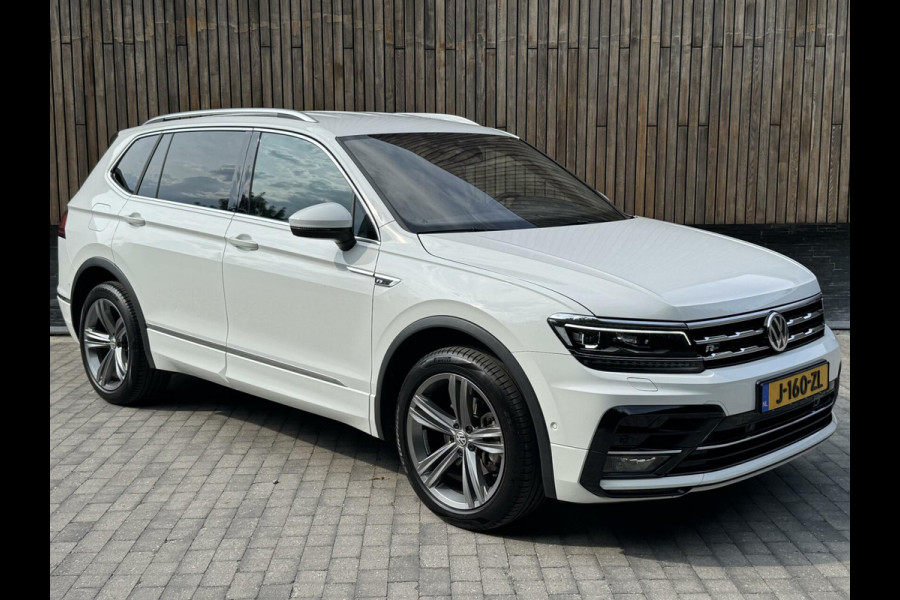 Volkswagen Tiguan Allspace 1.5 TSI R-line Automaat | R-stuur | Navigatiesysteem | Climate control | Cruise control adaptief | R-bekleding | Parkeersensoren
