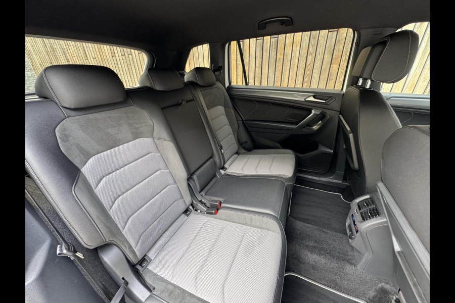 Volkswagen Tiguan Allspace 1.5 TSI R-line Automaat | R-stuur | Navigatiesysteem | Climate control | Cruise control adaptief | R-bekleding | Parkeersensoren
