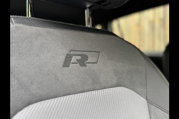 Volkswagen Tiguan Allspace 1.5 TSI R-line Automaat | R-stuur | Navigatiesysteem | Climate control | Cruise control adaptief | R-bekleding | Parkeersensoren
