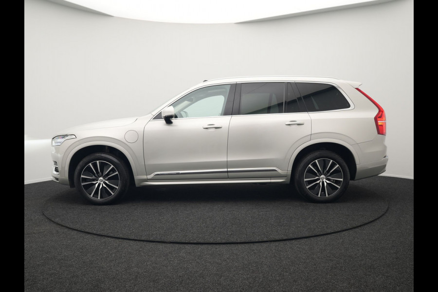 Volvo XC90 T8 Recharge AWD Inscription Plug In Hybrid 394pk 7 Persoons Dealer O.H. PHEV | Panodak | Lederen Sportstoelen Memory | Pilot Assist | Adaptive Cruise | Harman Kardon | Camera | BLIS | Navigatie | Apple Carplay | DAB | Virtual |