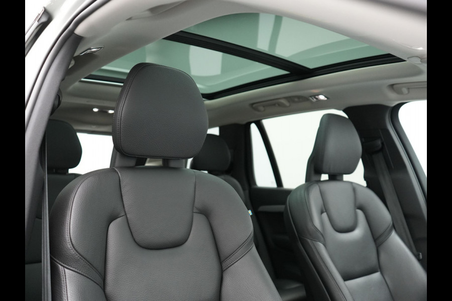 Volvo XC90 T8 Recharge AWD Inscription Plug In Hybrid 394pk 7 Persoons Dealer O.H. PHEV | Panodak | Lederen Sportstoelen Memory | Pilot Assist | Adaptive Cruise | Harman Kardon | Camera | BLIS | Navigatie | Apple Carplay | DAB | Virtual |