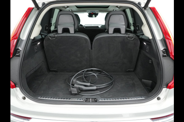 Volvo XC90 T8 Recharge AWD Inscription Plug In Hybrid 394pk 7 Persoons Dealer O.H. PHEV | Panodak | Lederen Sportstoelen Memory | Pilot Assist | Adaptive Cruise | Harman Kardon | Camera | BLIS | Navigatie | Apple Carplay | DAB | Virtual |