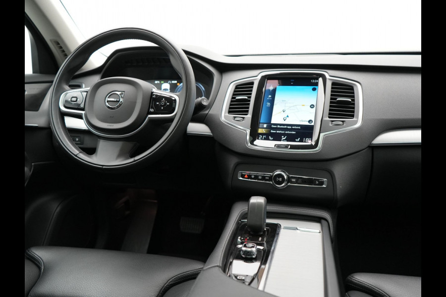 Volvo XC90 T8 Recharge AWD Inscription Plug In Hybrid 394pk 7 Persoons Dealer O.H. PHEV | Panodak | Lederen Sportstoelen Memory | Pilot Assist | Adaptive Cruise | Harman Kardon | Camera | BLIS | Navigatie | Apple Carplay | DAB | Virtual |