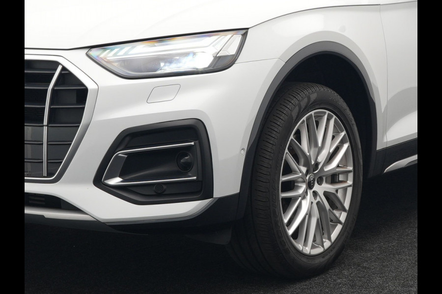 Audi Q5 50 TFSI e Pro Line Quattro Plug In Hybrid 299pk Dealer O.H. PHEV | Alcantara Sportstoelen Memory | Matrix LED Koplampen | Head Up | 360 Camera | Navigatie | Virtual | DAB | L.M. 20" |