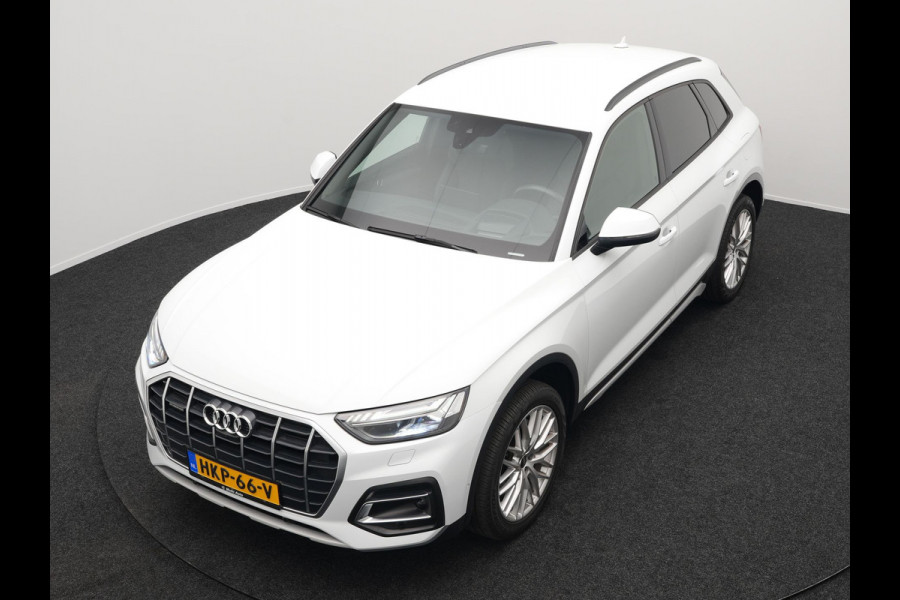 Audi Q5 50 TFSI e Pro Line Quattro Plug In Hybrid 299pk Dealer O.H. PHEV | Alcantara Sportstoelen Memory | Matrix LED Koplampen | Head Up | 360 Camera | Navigatie | Virtual | DAB | L.M. 20" |
